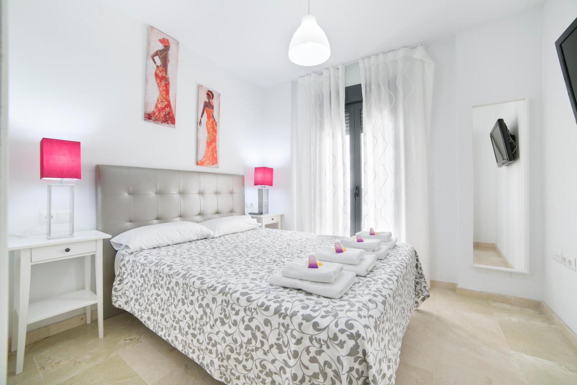 Apartamentos Salamanca Málaga Rom bilde