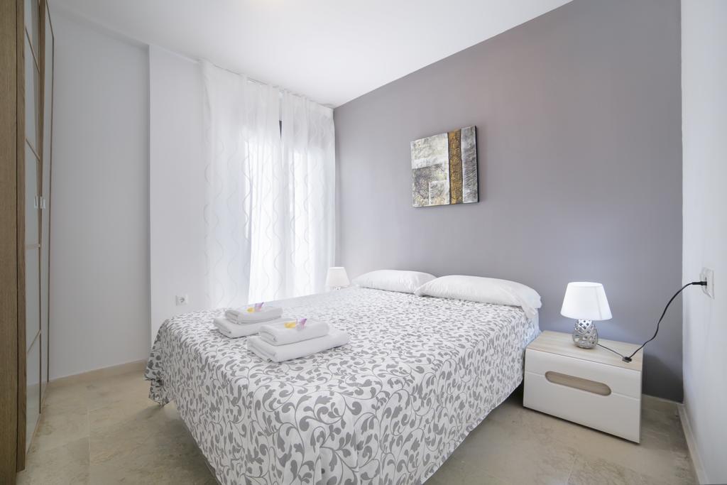 Apartamentos Salamanca Málaga Rom bilde