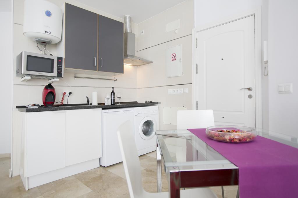 Apartamentos Salamanca Málaga Rom bilde